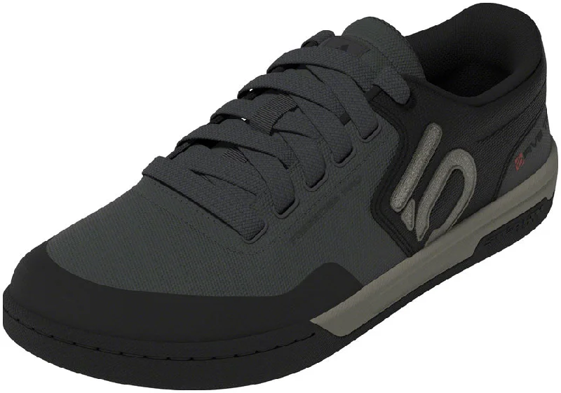 bicycle BMX strain-Five Ten Freerider Pro Canvas Flat Shoes - Mens Gray Six/Silver Pebble/Core BLK 6