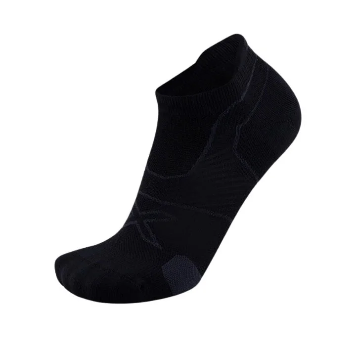 bicycle gravel strain-2XU UA5043E Vectr Cushion No Show Compression Socks