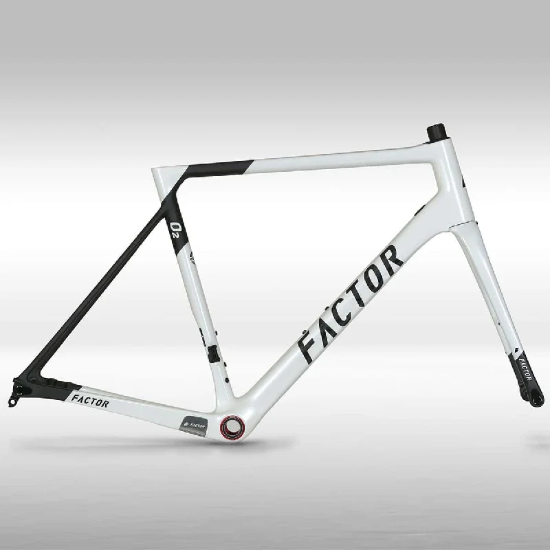 bicycle valve adaptability-Factor Frameset O2