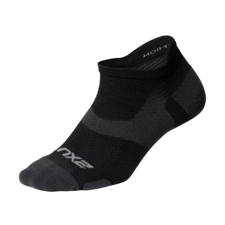 bicycle workshop strain-2XU UA5042E Vectr Lightcushion No Show Socks