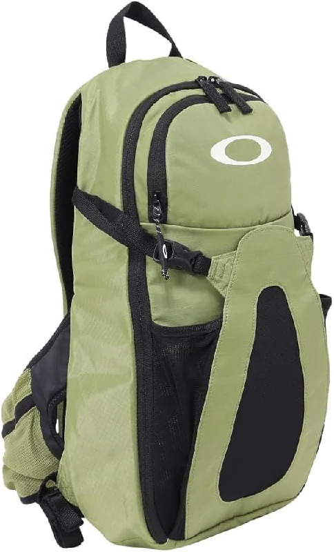 bicycle rust customization-Oakley Seeker Traverse RC Hydra Bag